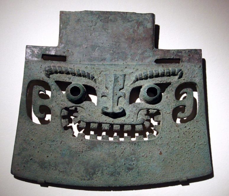 Bronze ax from the Shang Dynasty